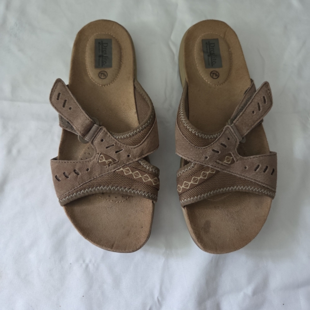 Drexlite Women's 7.5 brown adjustable sandals #WT4